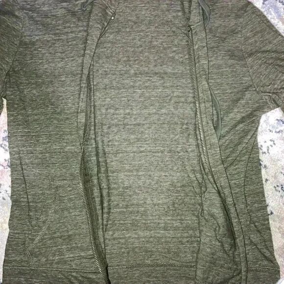 Aeropostale green Cami sweatshirt, size large LIKE NEW!!! - Picture 3 of 6